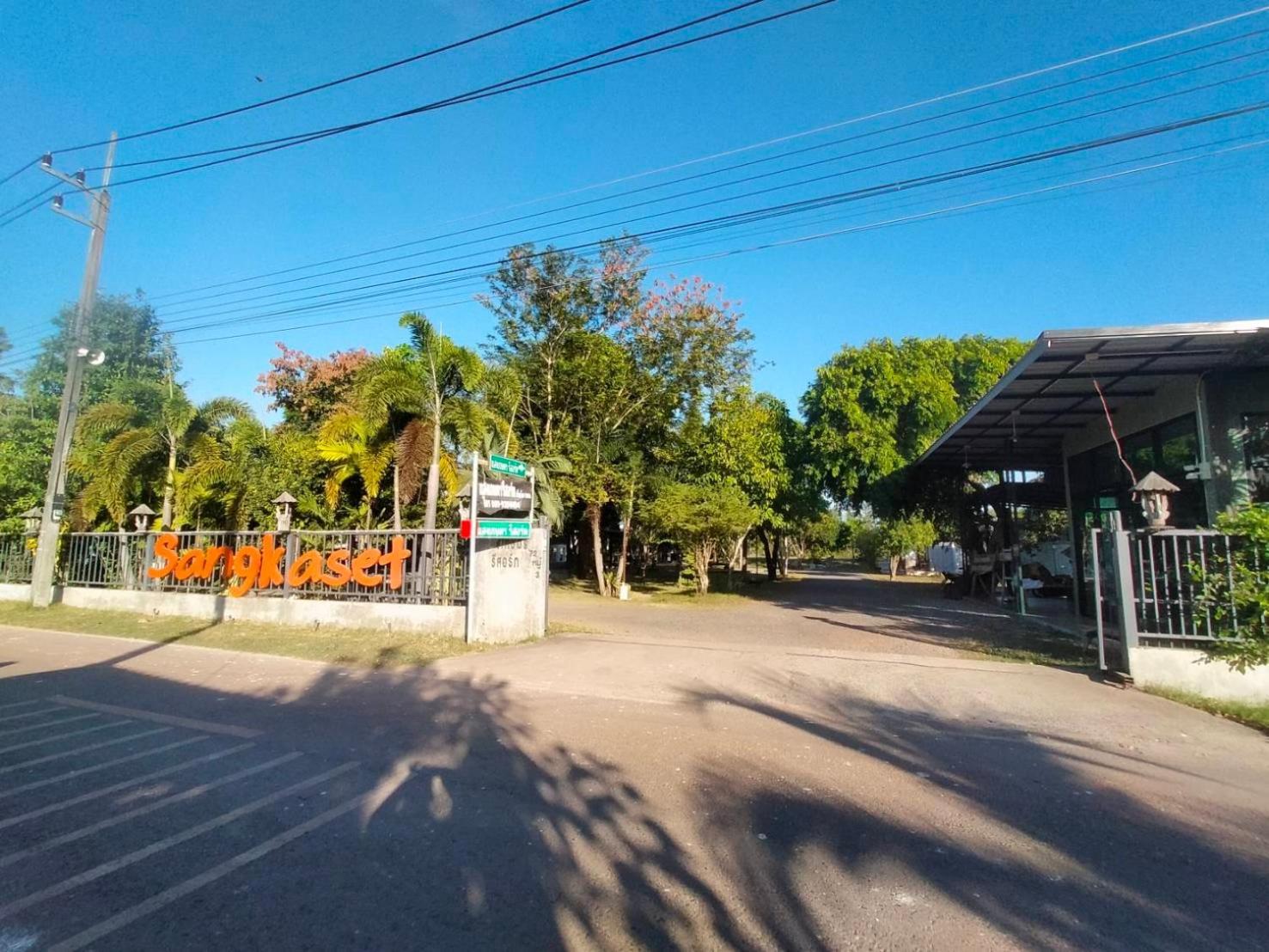 Sangkaset Resort Ban Mong Muang Exterior foto