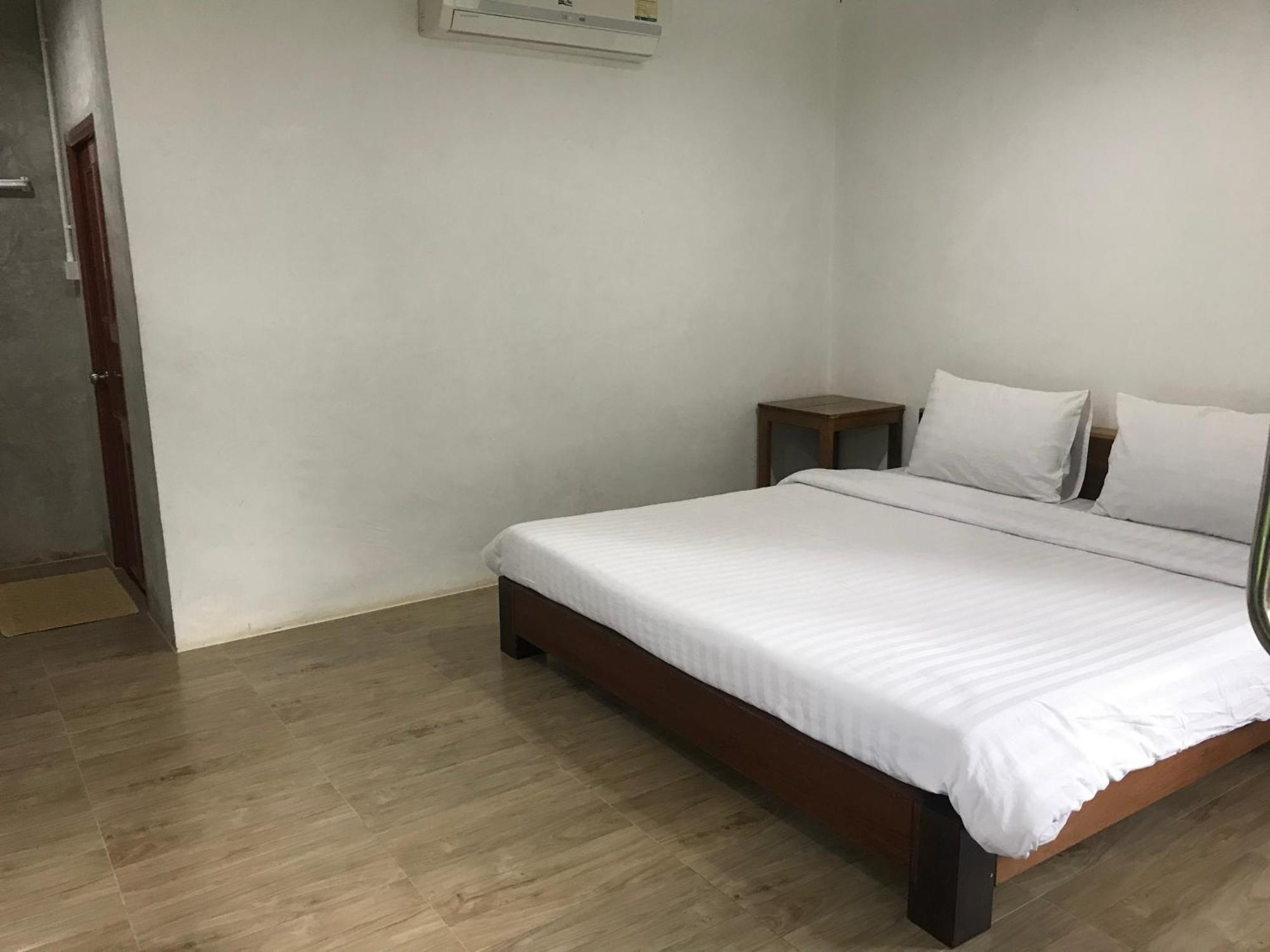 Sangkaset Resort Ban Mong Muang Exterior foto